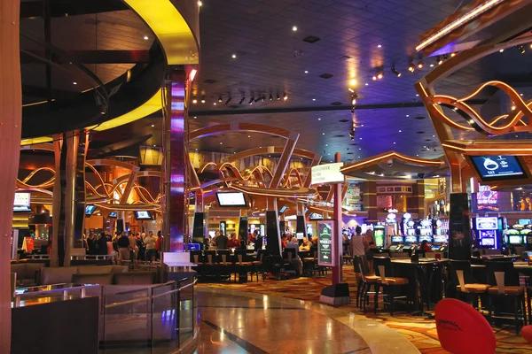 How Players Choose mejores casinos online